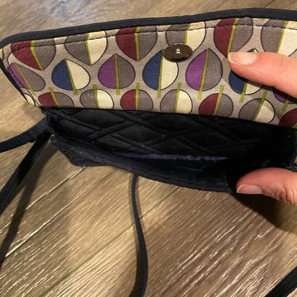Vera Bradley navy blue cross body wristlet EUC - Picture 4 of 6